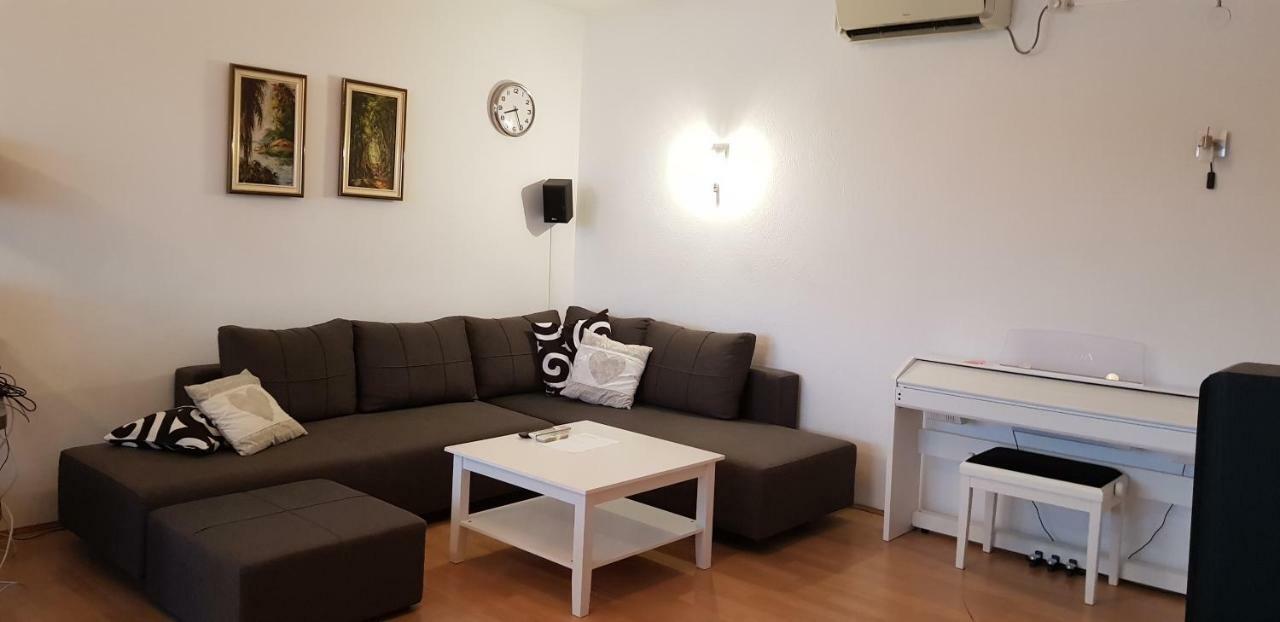 Truly Mediterranean Apartment "Spark" Korčula Buitenkant foto