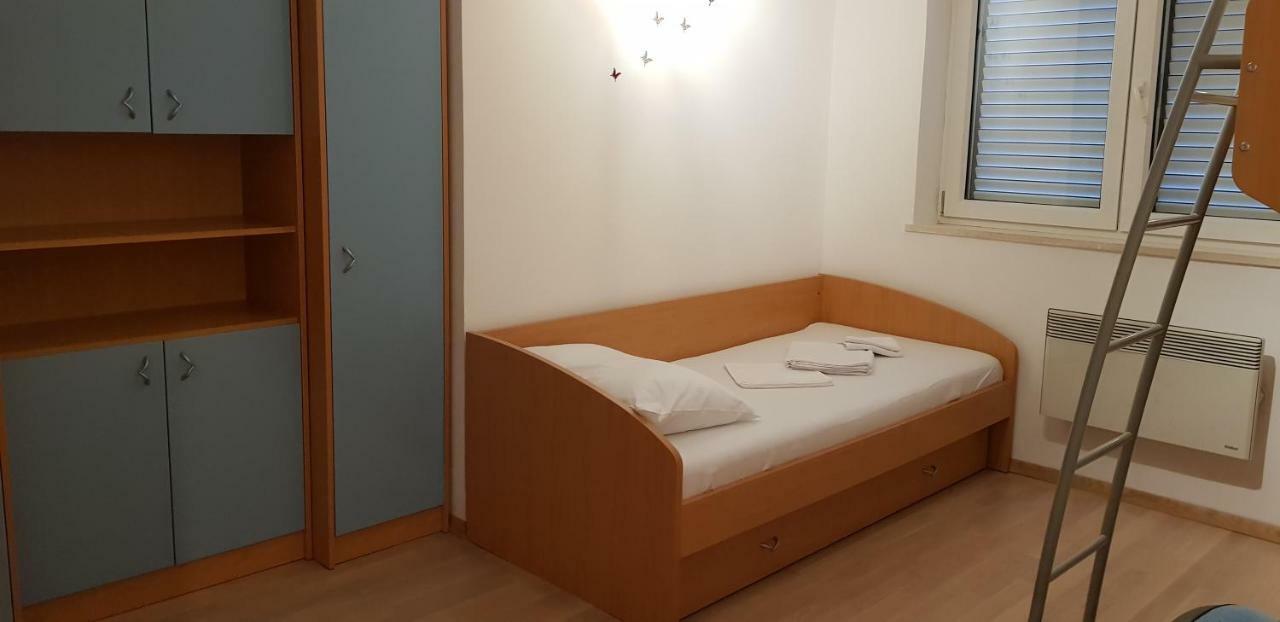 Truly Mediterranean Apartment "Spark" Korčula Buitenkant foto
